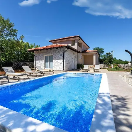 Nera Villa Rasopasno